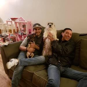 Meet your Posher, Max